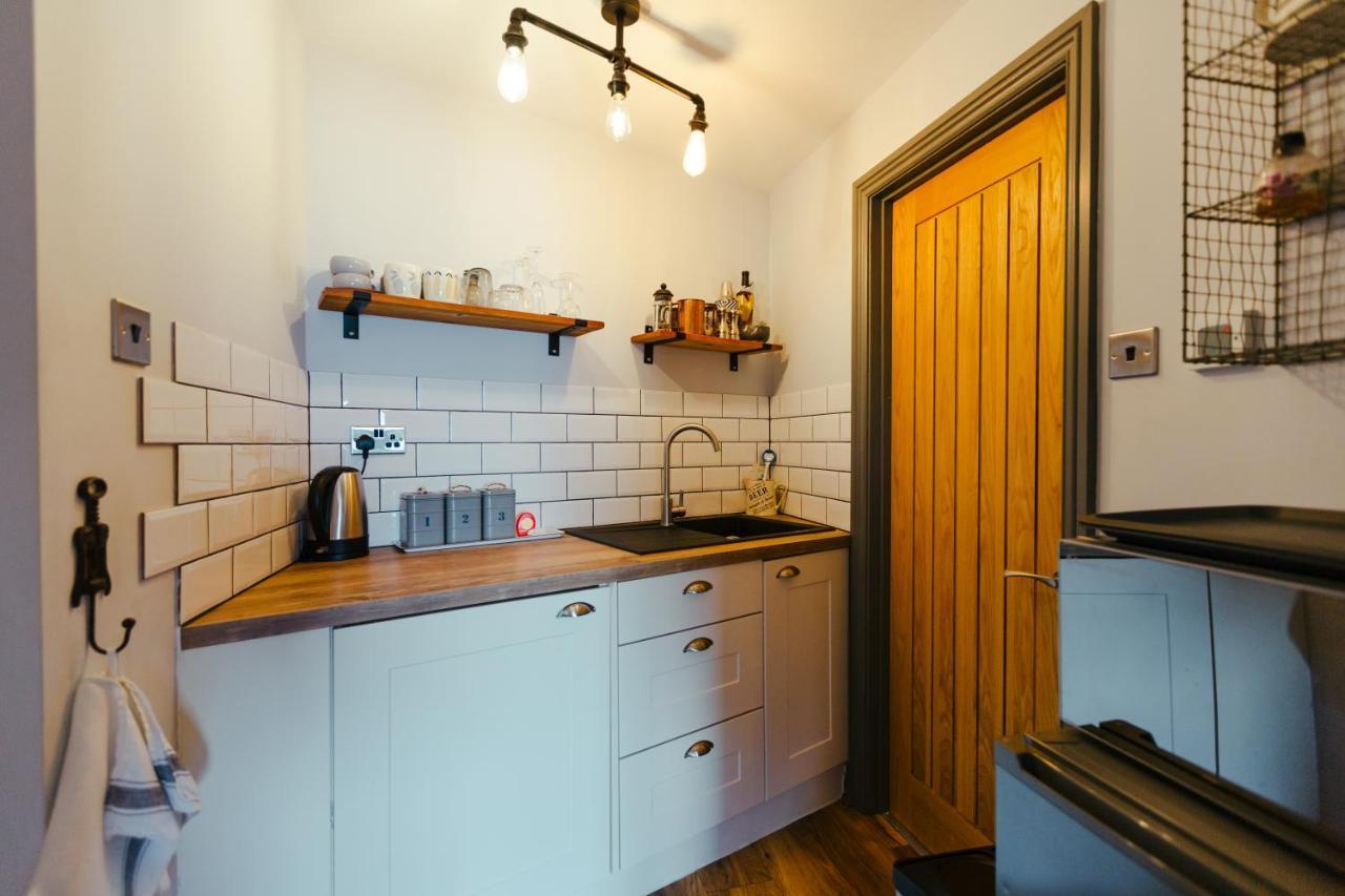 Apartamento By The Way Great Malvern Exterior foto